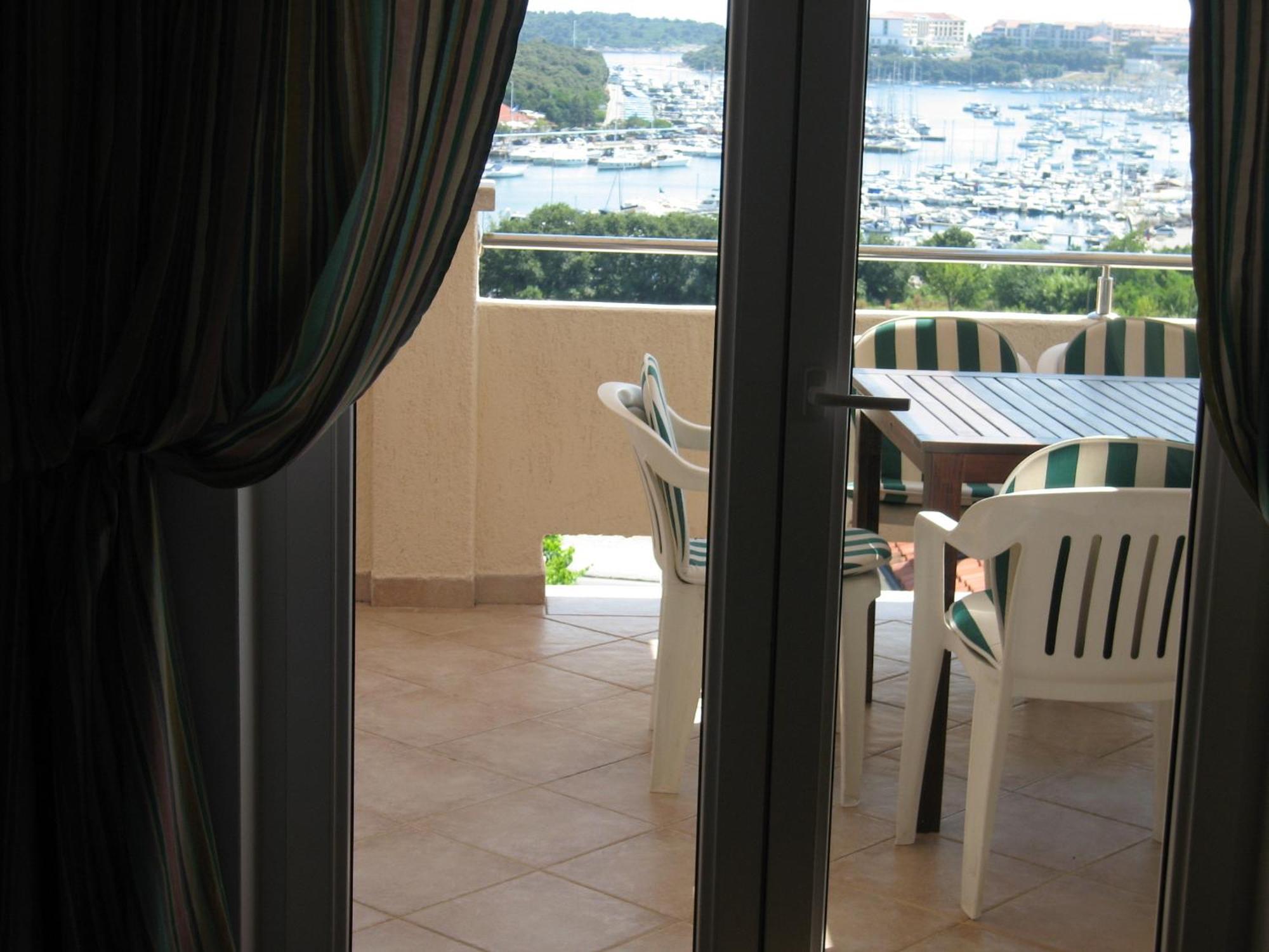 Apartment Franjo Пула Екстериор снимка
